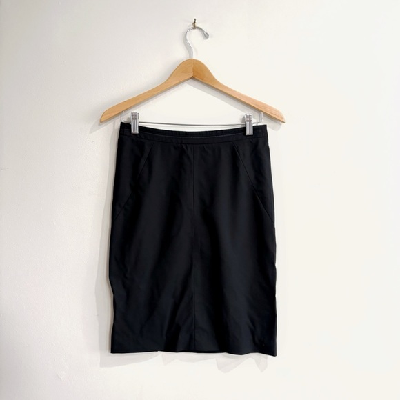 Theory Black Pencil Skirt Size 00 – Back Zip, Double Slit, Office Career - Picture 1 of 7